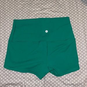 Lululemon butt shorts
